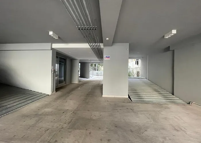 New 2Bd Aprt With Shared Rooftop Pool E2